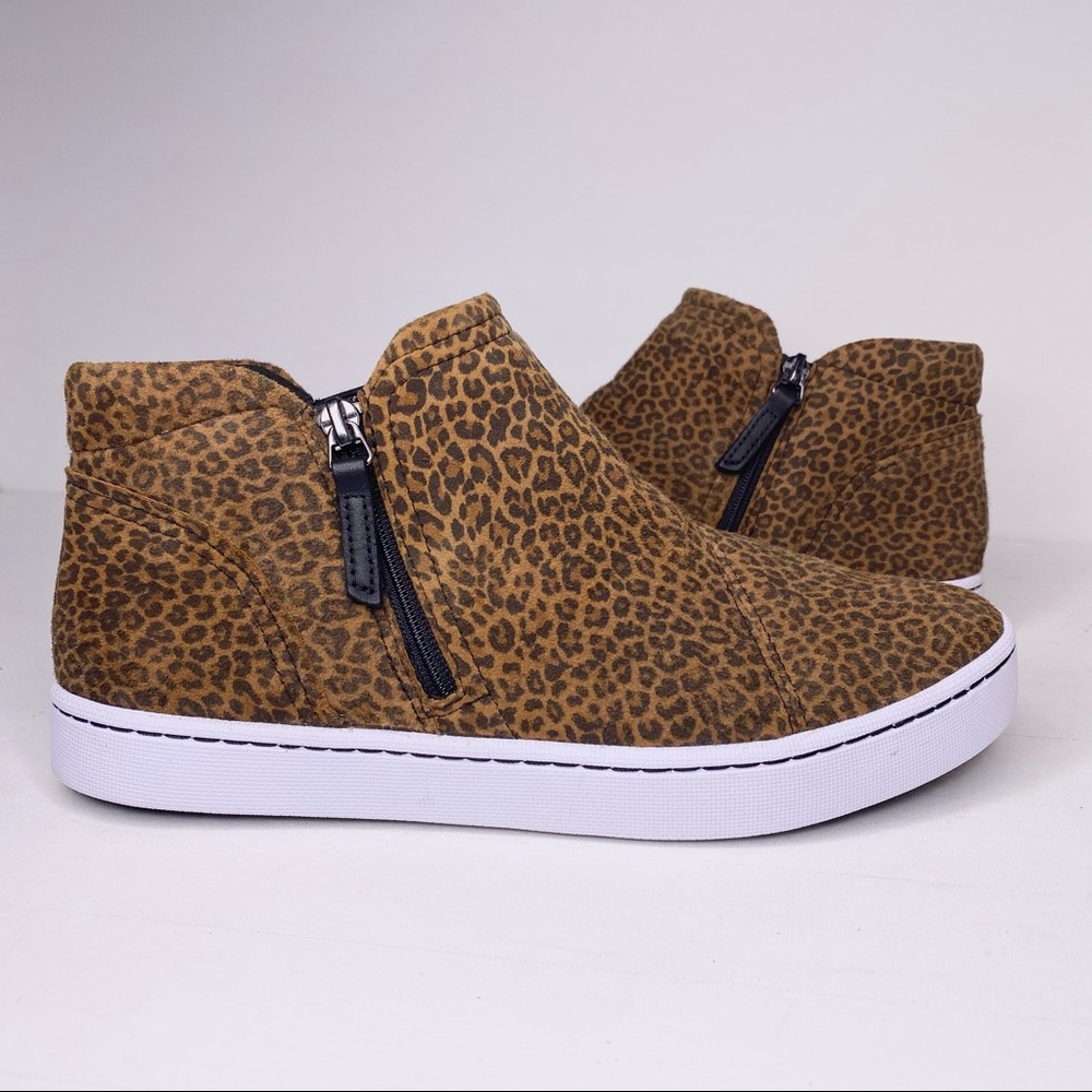 Clarks Pawley Adwin Leopard Print